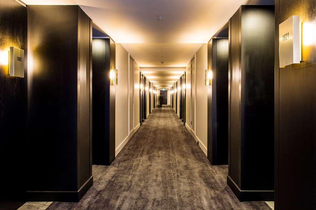 天际大酒店 奥克兰 客房 照片 A corridor at the hotel